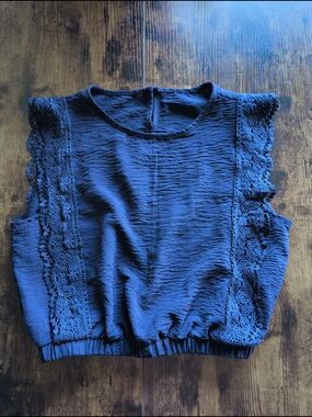 Women's Navy Lace-Trim Sleeveless Top